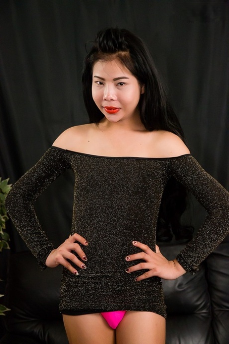 ladyboy de saia curta legal exclusivo galeria