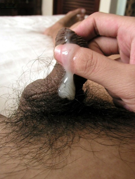éjaculation de ladyboy belle sexy des photos