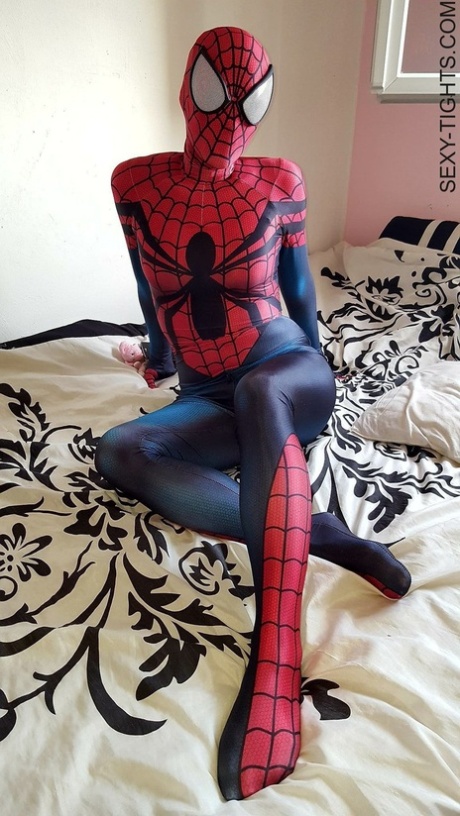 Cosplay Pics Galleries