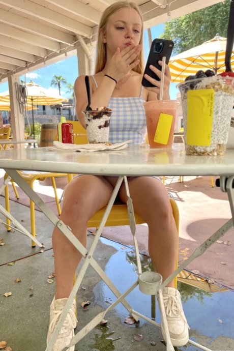curvy petite free image