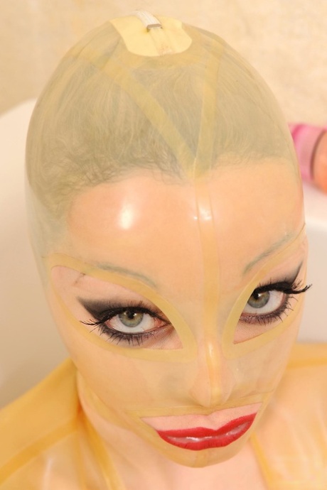 Latex Lucy nice model pictures
