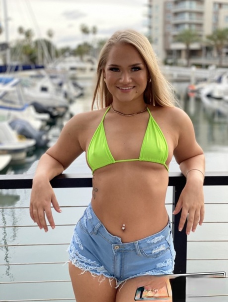 bikini con tette piccole alta qualità gallerie