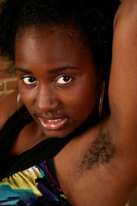 ebony face top pics