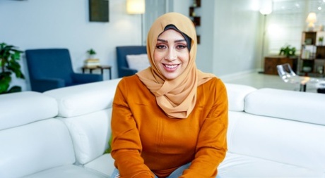 Hijab nacktheit schöne fotos