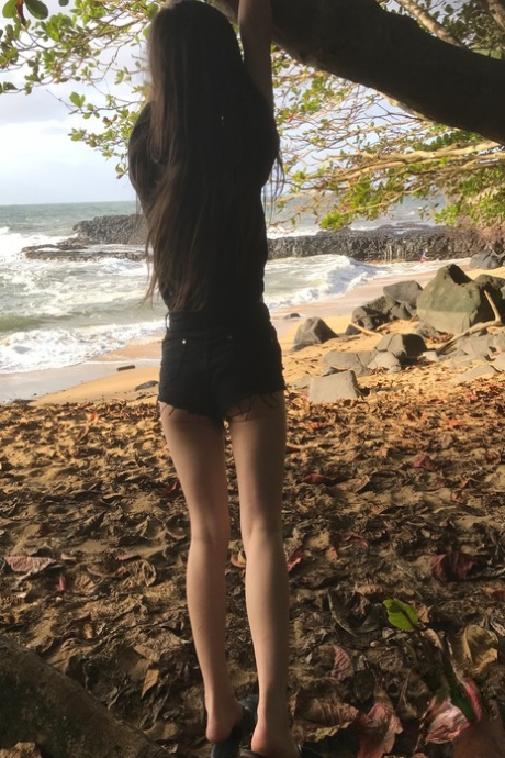 Ariel Grace star beautiful photos