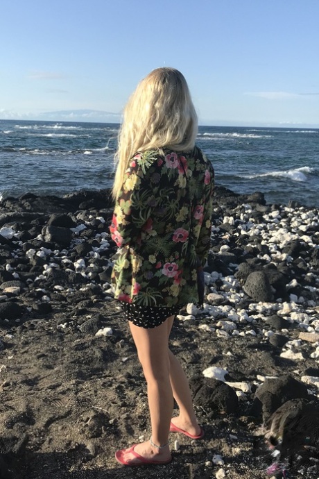 amateur outdoor sexy xxx archive