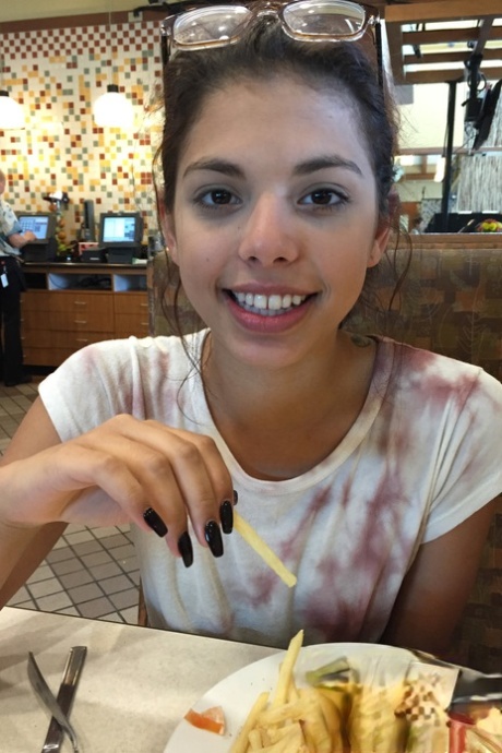 amateur petite perfect picture