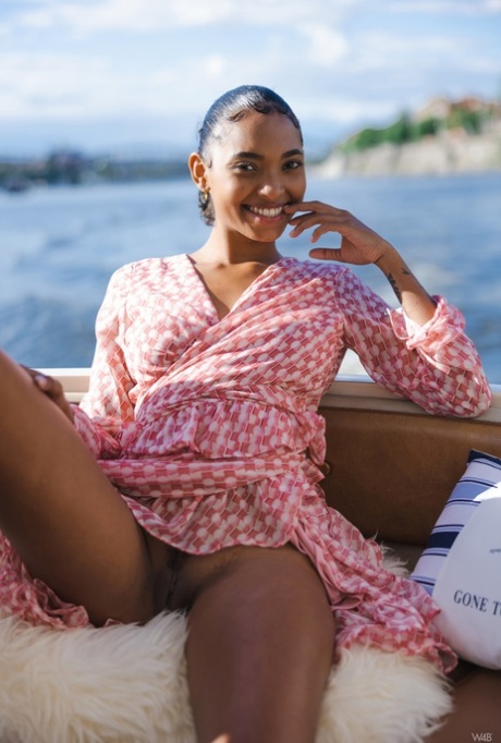 figa latina pelosa nudi sexy collezione