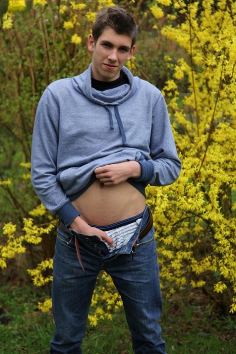 bragas con piernas abiertas adulto caliente galería