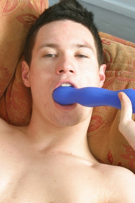 gay dildo špičkové umění obr