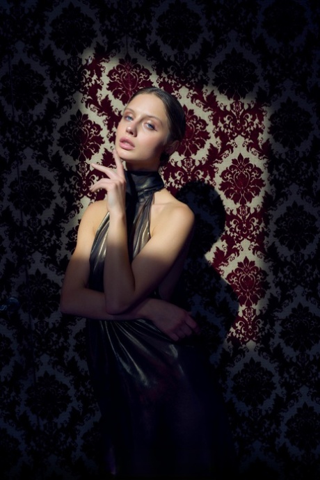 Amelie Lou hd star img