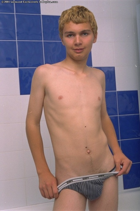 gay shower art xxx photo