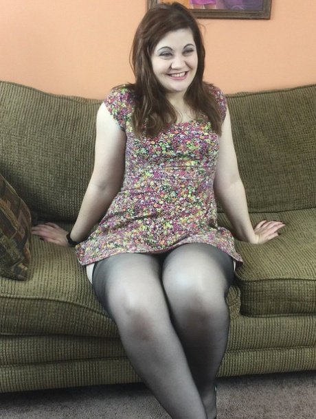chubby skirt naked galleries