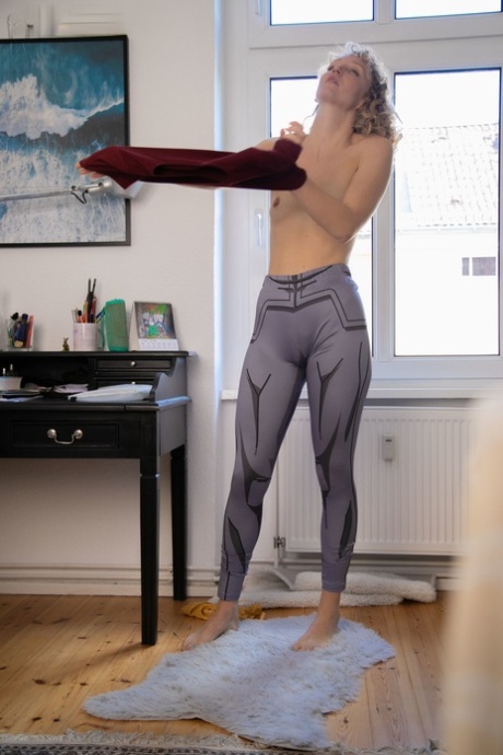 pantalon de yoga transparent nus gratuits images