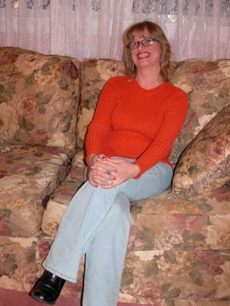 nerdy milf hot porn archive