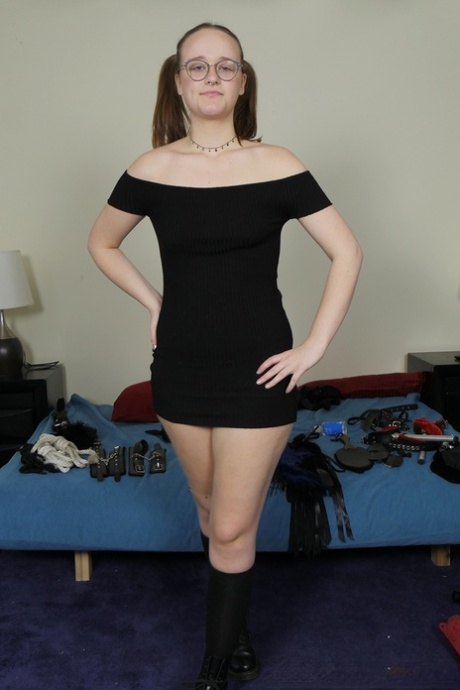 teen dress hot nude galleries