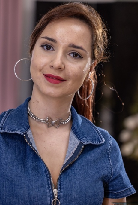 Zeynep Rossa perfect model pic