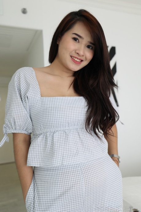 lubben asiatisk tenåring xxx høy kvalitet bilder