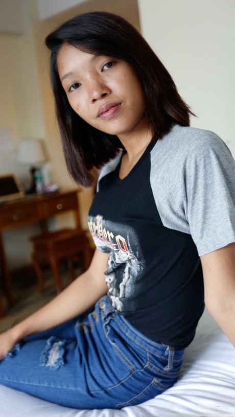 アジア人アマチュア 美しい裸 写真