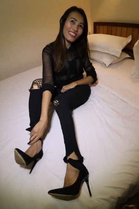 asiatische Ausziehen kunst xxx bilder