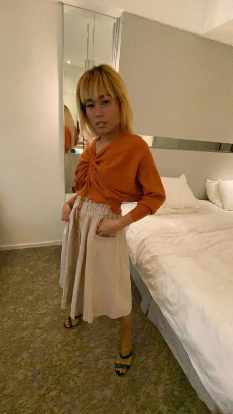 asiática alta arriba bonita imágenes