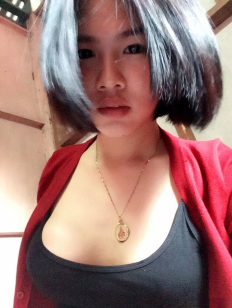 微型人妖 裸體 畫廊