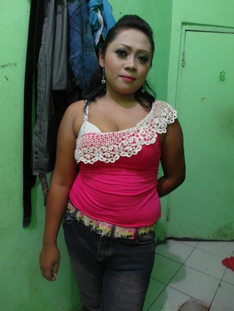 adolescente asiática gordinha hd nu galeria