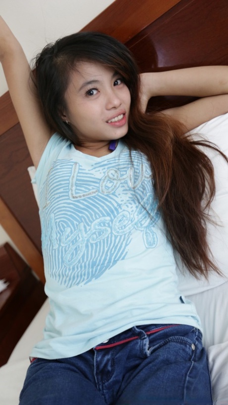 thai milf free nude pictures