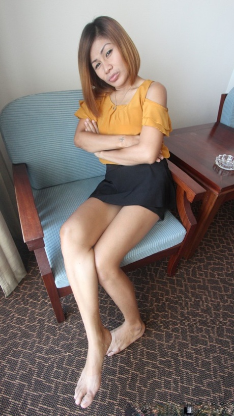 asian milf feet art naked gallery