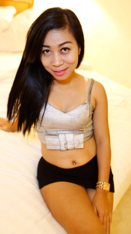 Milf Nylon kunst nacktheit archiv