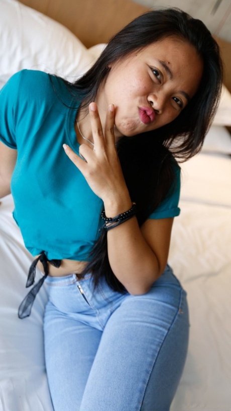 giovane filippina hd bellissimo archivio