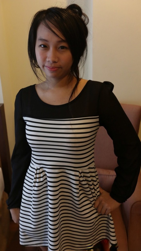tiny asian pretty pics