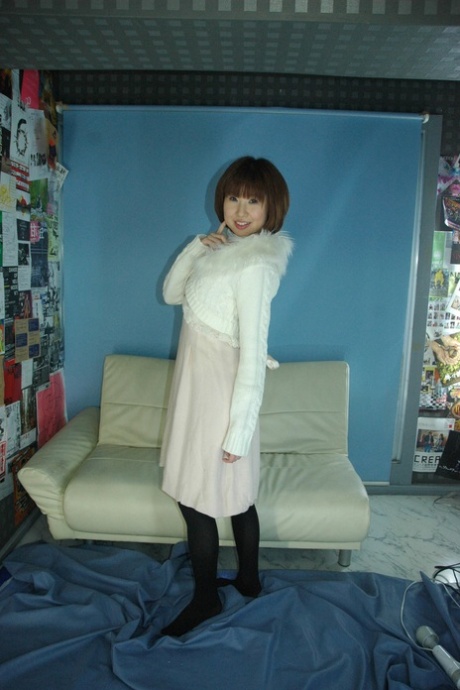 asian pantyhose hot naked pics