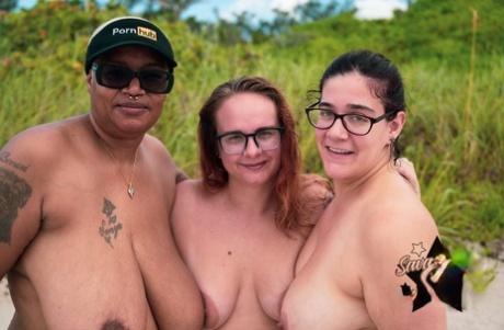 ebony granny adult picture