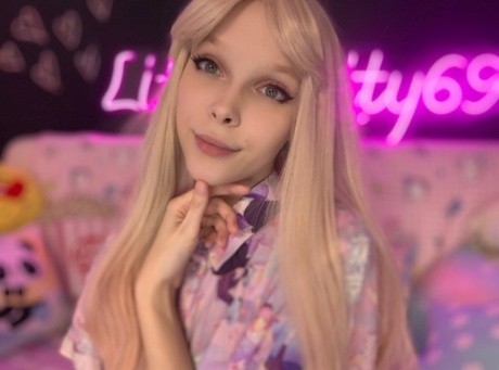 cosplay adolescente muito pornográfico imagem