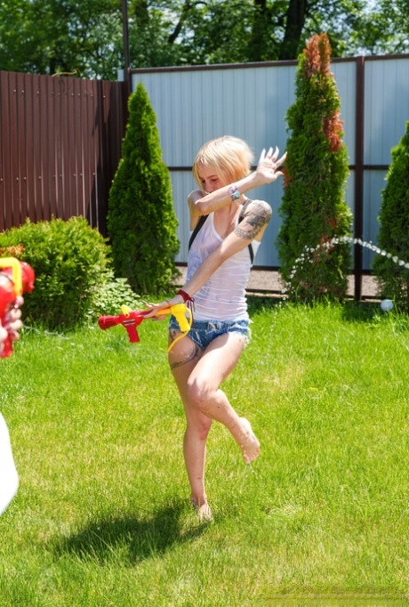 tonårsorgie ganska hög kvalitet foto