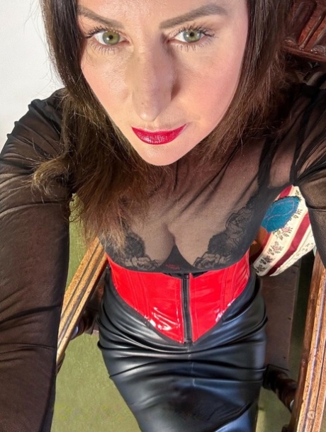 nylon mature gratuit sympa archive