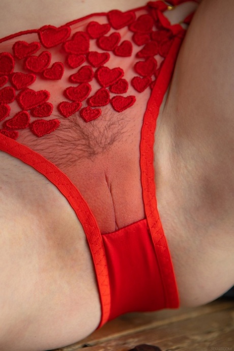pantaloncini paffuti hd esclusivo Immagine