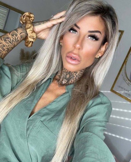 书呆子熟女 性感xxx 畫廊