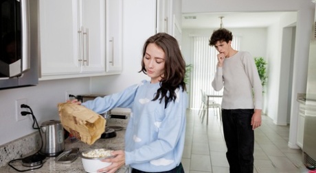 step brother hot sex pictures