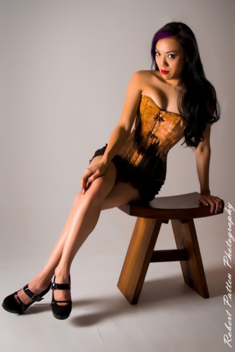 tacones altos y delgados desnudos sexo imágenes