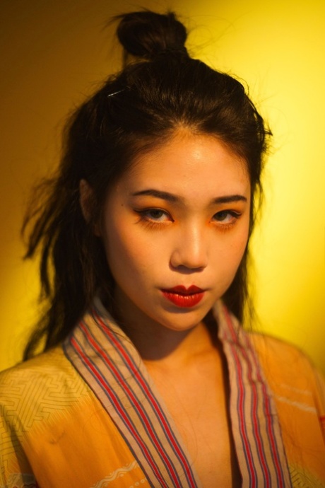 asian face free naked pic