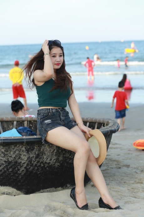 书呆子眼镜 色情片 圖片