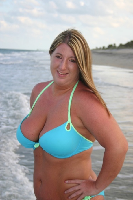 topless beach best pics