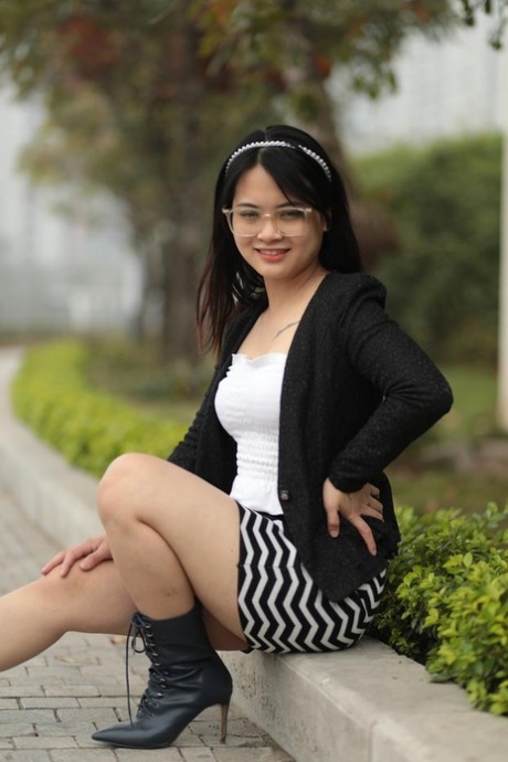 asian skirt hot xxx pics