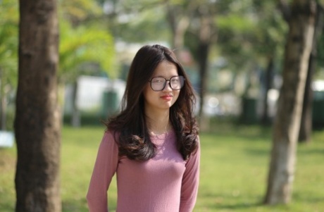 asiatische Brille sexy xxx bild