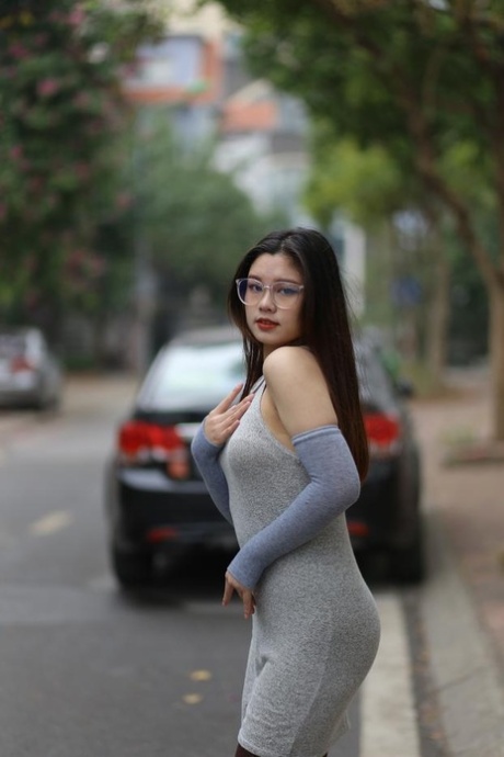 obrovské prsa milf volný top fotografie