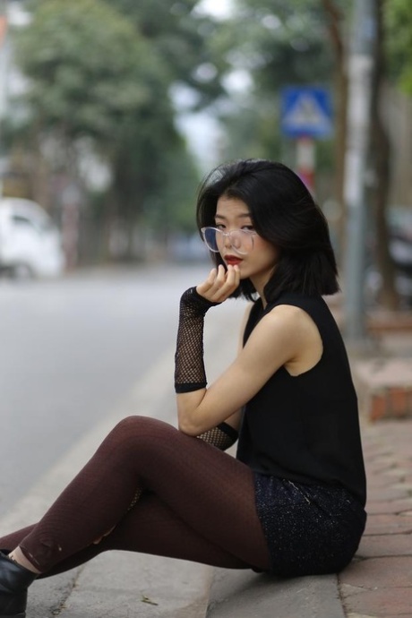 occhiali asiatici porno gratis img