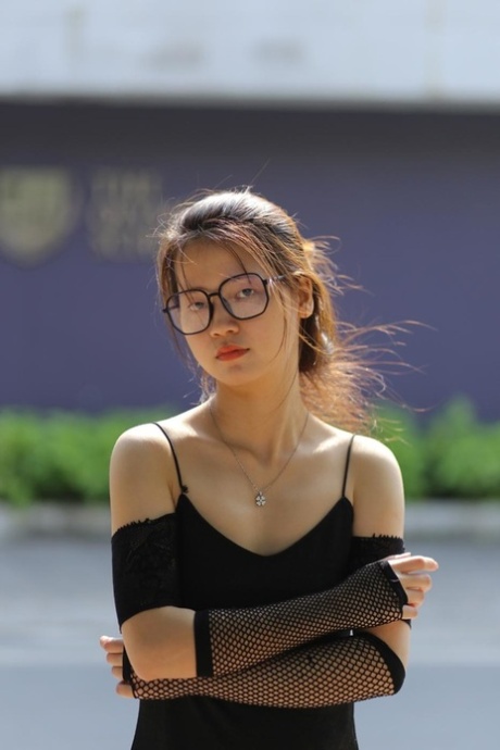 vestido asiático bem quente fotos