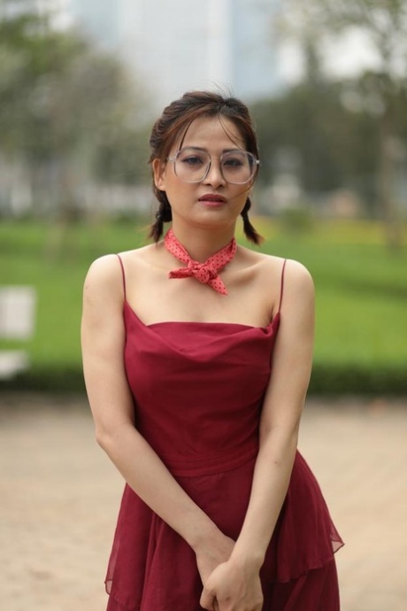 书呆子眼镜 色情 畫廊